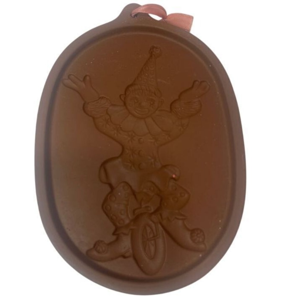 Vintage‎ Roseville Ohio Red Ware Pottery Clown Cookie Mold Press 6"